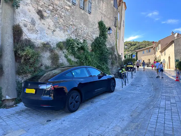 
								Tesla Model 3 – Standard Range Plus RWD plein									